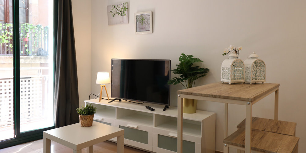 Before and after transform your tourism apartment in Barcelona - Lodging Management