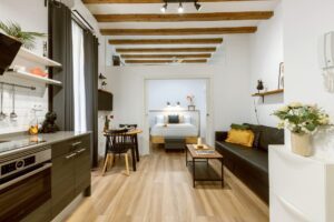 Gestión profesional del alquiler por habitaciones en Barcelona: ¿Qué pedir a una empresa para que se encargue de tu piso?