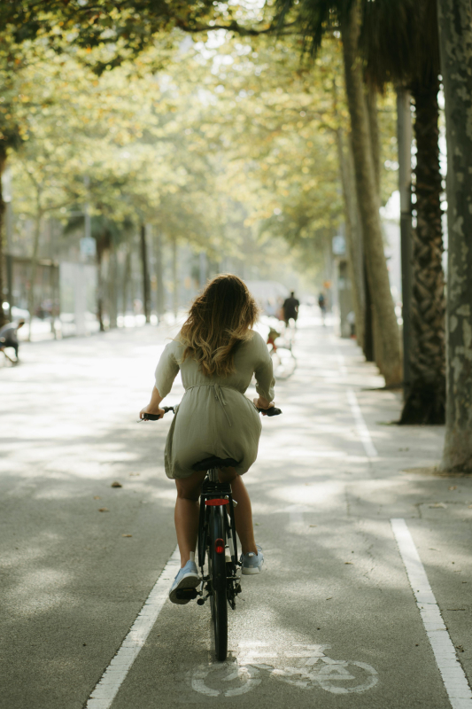 girl on bike barcelona